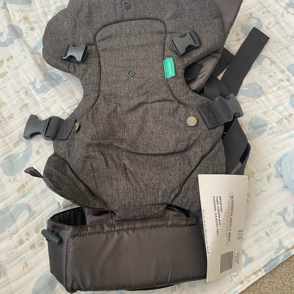 Infantino baby carrier